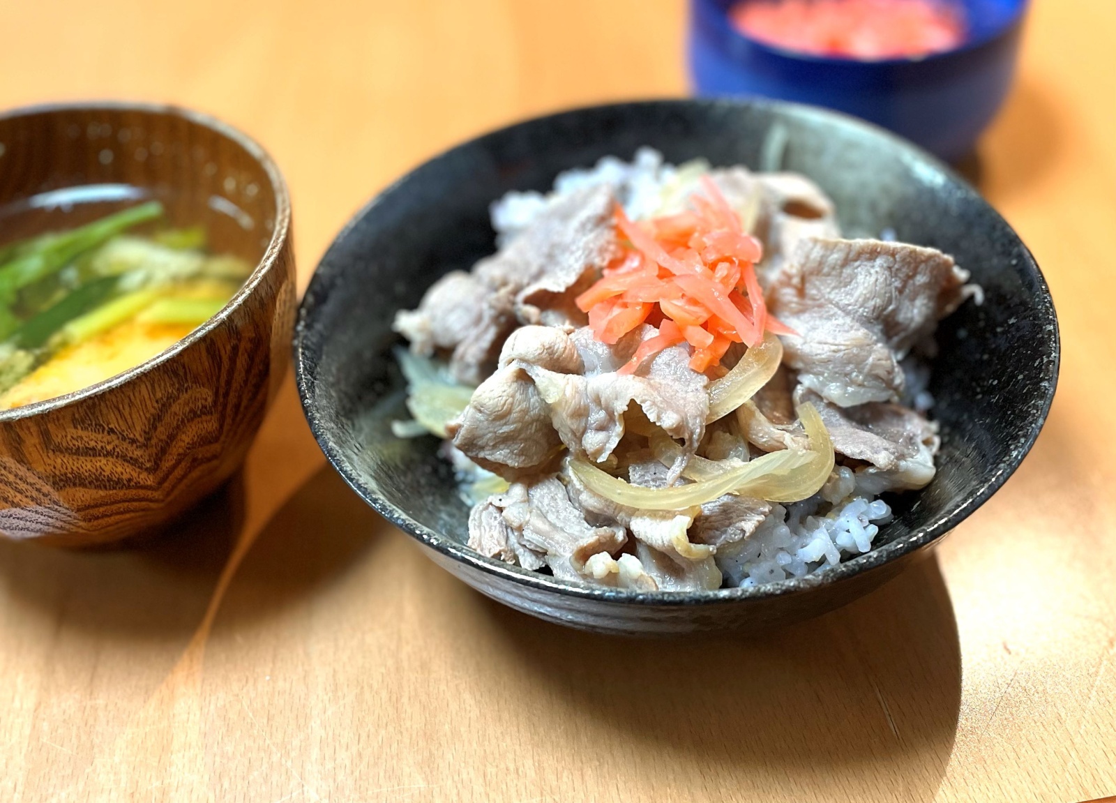 地域交流ステーション　Fuu.　地域おこし協力隊　吉野家系豚丼で勝負